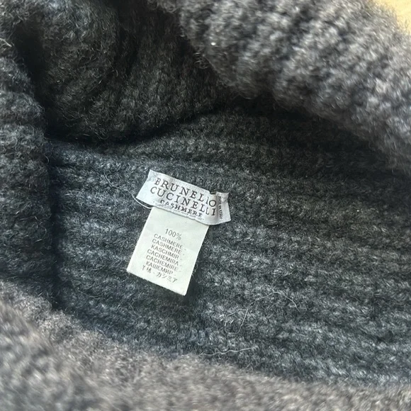Brunello Cucinelli 100% Cashmere Beanie "Love" - Picture 2 of 4